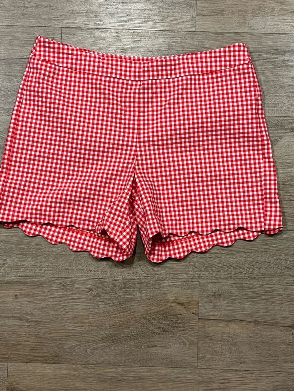 Zac & Rachel Red Gingham Scallop-Hem High Waist Shorts - Picture 2 of 6